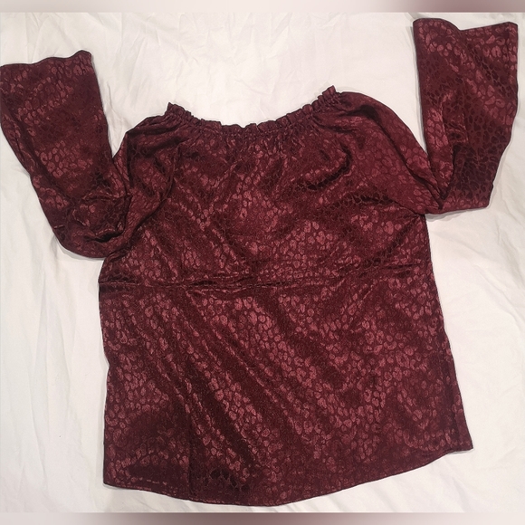 New Michael Kors shirt - Picture 7 of 7